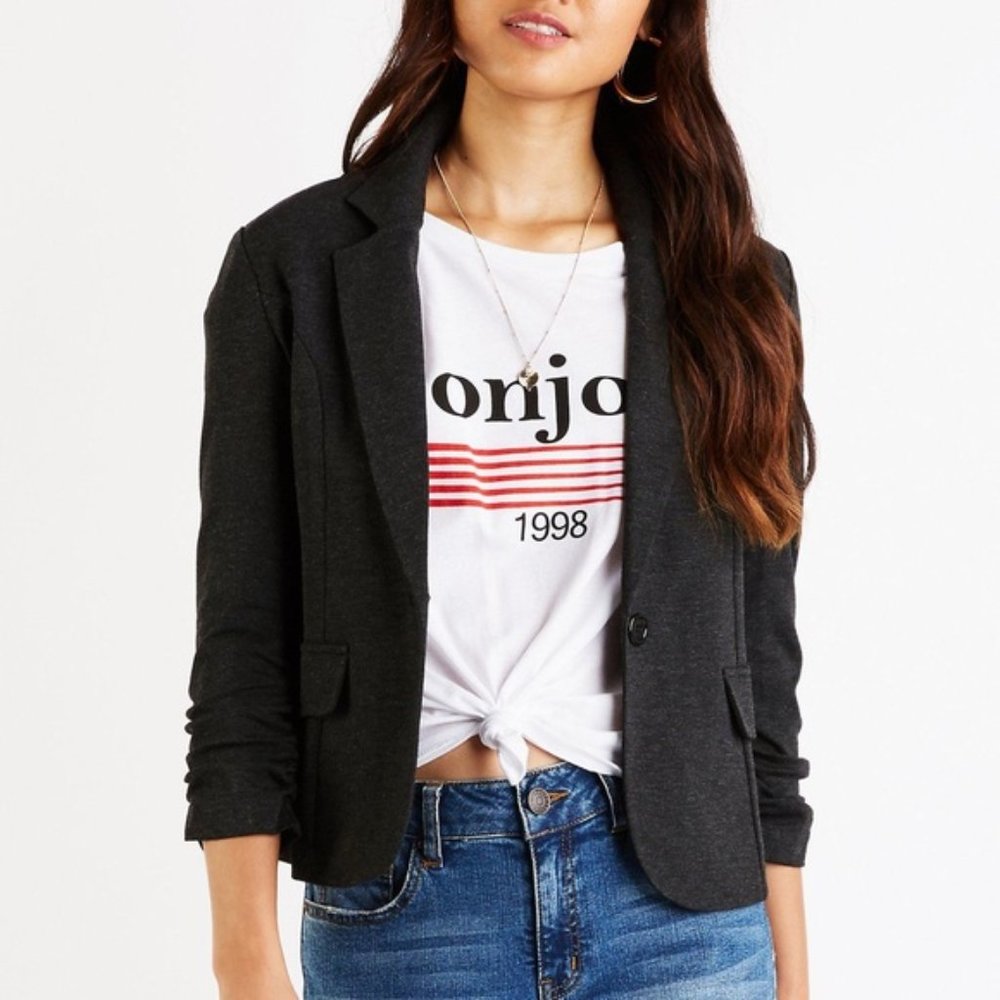 CHARLOTTE RUSSE RUCHED SLEEVE BLAZER JACKET BLACK